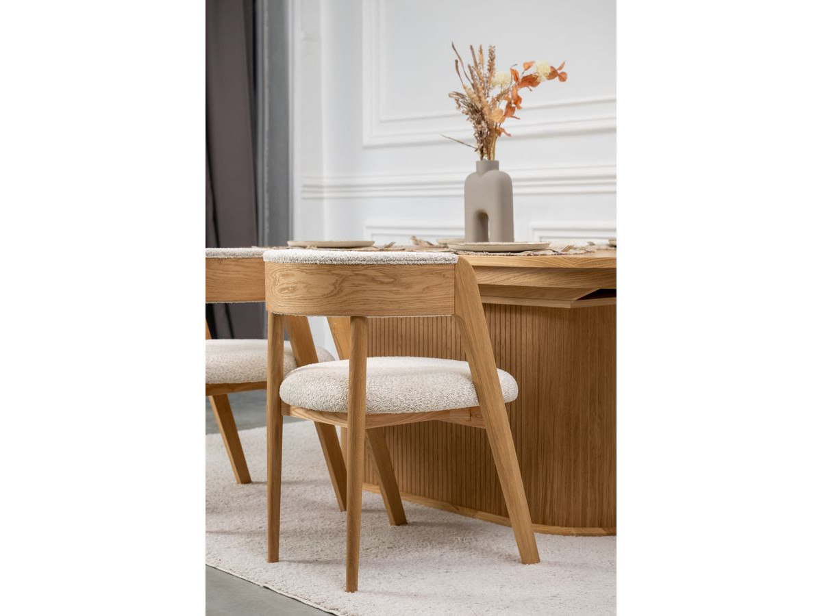 Set van 2 BASTIDE stoelen in massief eikenfineer en badstof