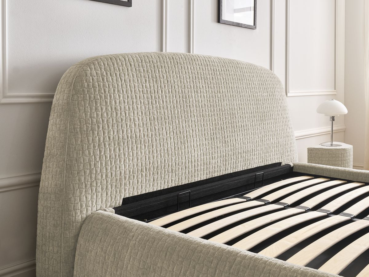 AMALIA matrasset + MALON bed in structuurstof