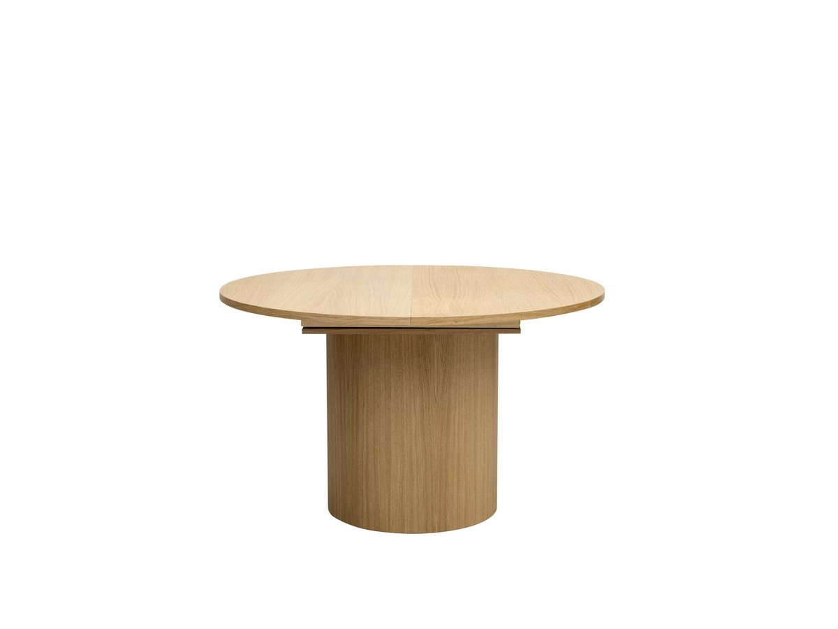 sormiou set met ronde eettafel uitschuifbaar van 130 tot 180 cm + 4 bastide stoelen in massief eiken fineer gekleurd lichtbruin