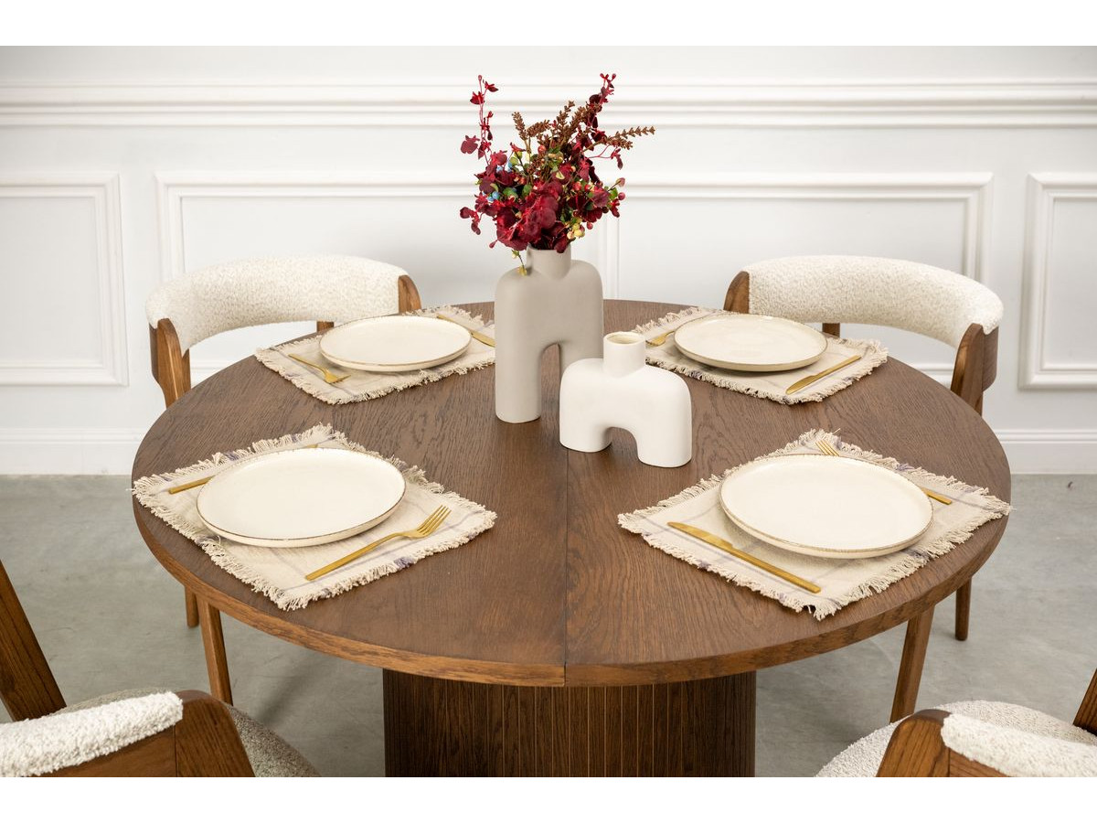 SORMIOU set met ronde eettafel uitschuifbaar van 130 tot 180 cm + 4 BASTIDE stoelen in massief eiken fineer