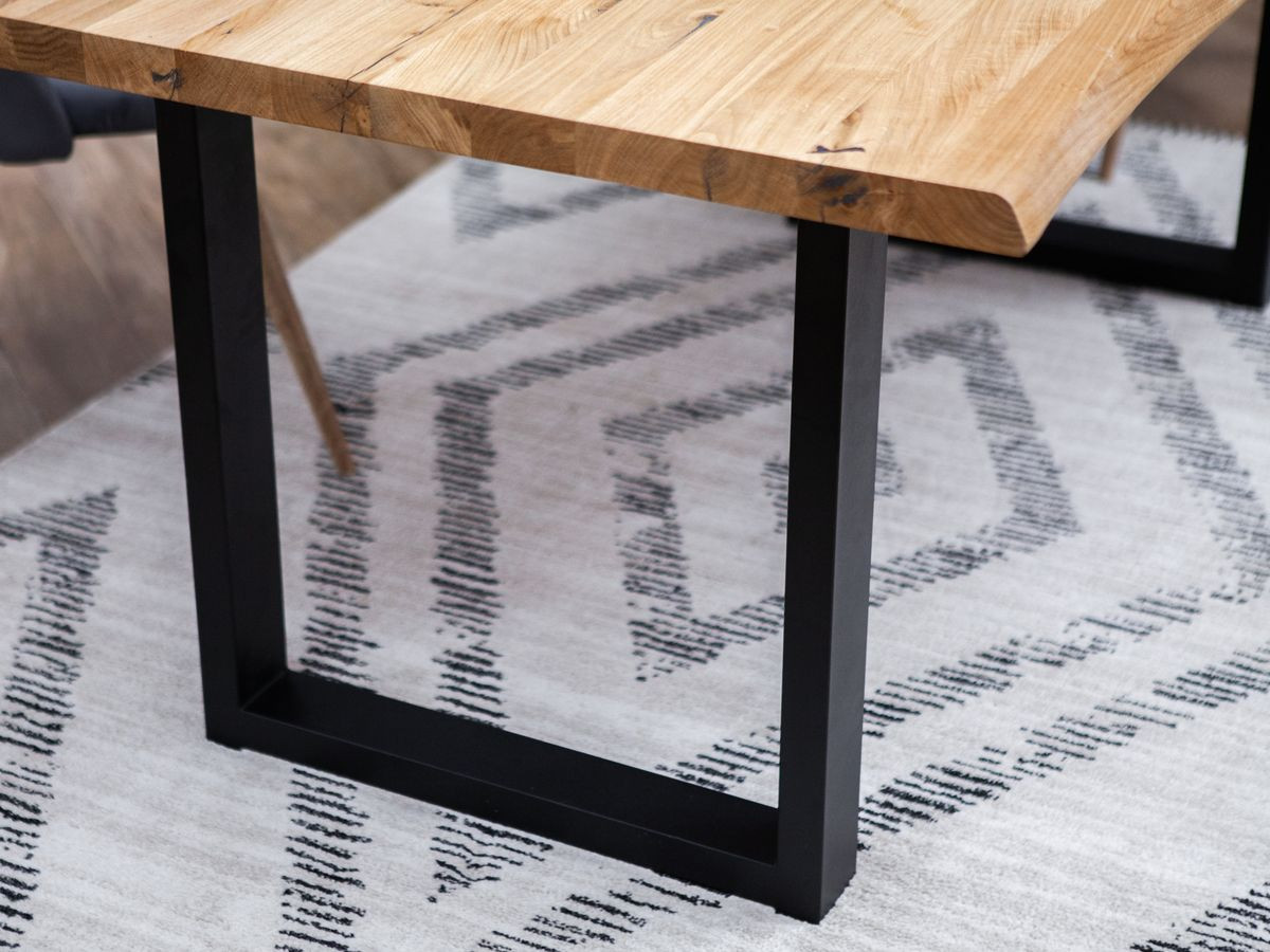 AWANI set met uitschuifbare eettafel met vierkante poten van massief eikenhout + stoelen van corduroy