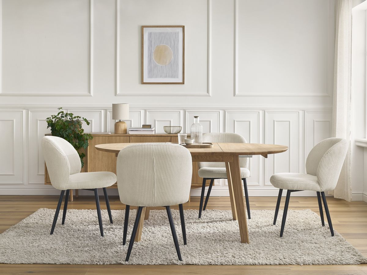 SONIA ronde uitschuifbare eettafel 120 tot 170 cm massief eiken