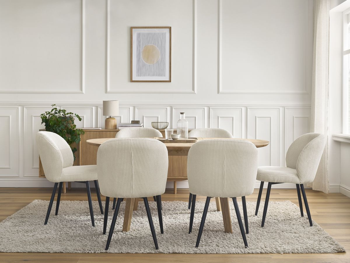 SONIA ronde uitschuifbare eettafel 120 tot 170 cm massief eiken
