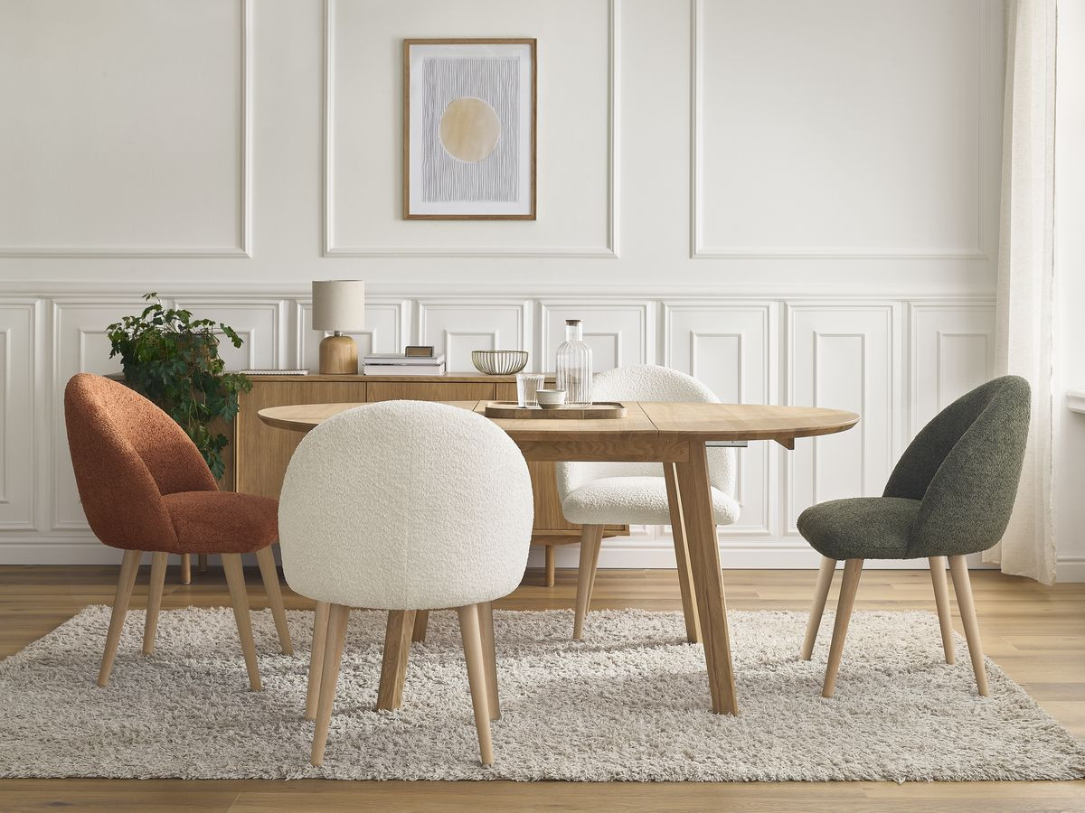 SONIA ronde uitschuifbare eettafel 120 tot 170 cm massief eiken