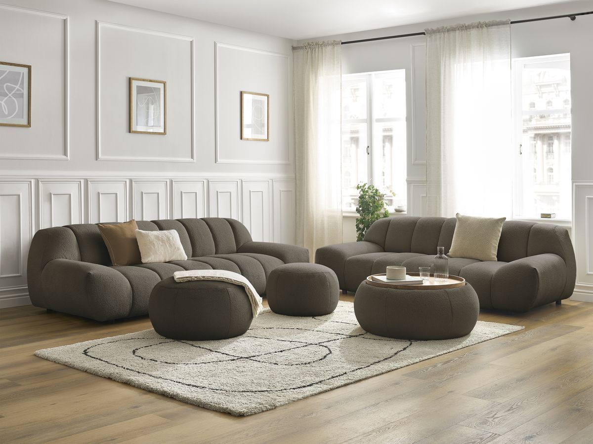 Ensemble canapé droit fixe 3 + 2 places HAYDEN tissu bouclette avec 1 pouf grand avec plateau, 1 pouf grand et 1 pouf petit