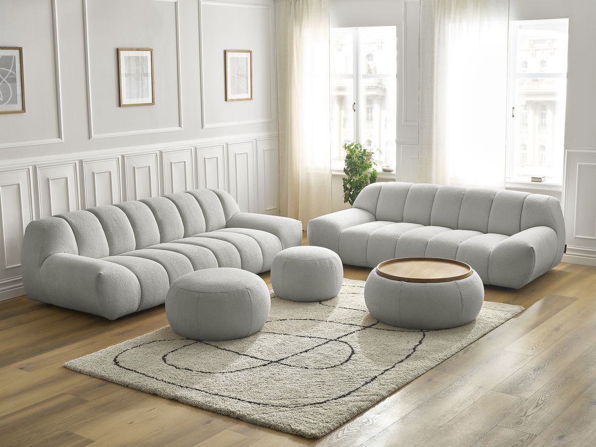 Ensemble canapé droit fixe 3 + 2 places HAYDEN tissu bouclette avec 1 pouf grand avec plateau, 1 pouf grand et 1 pouf petit