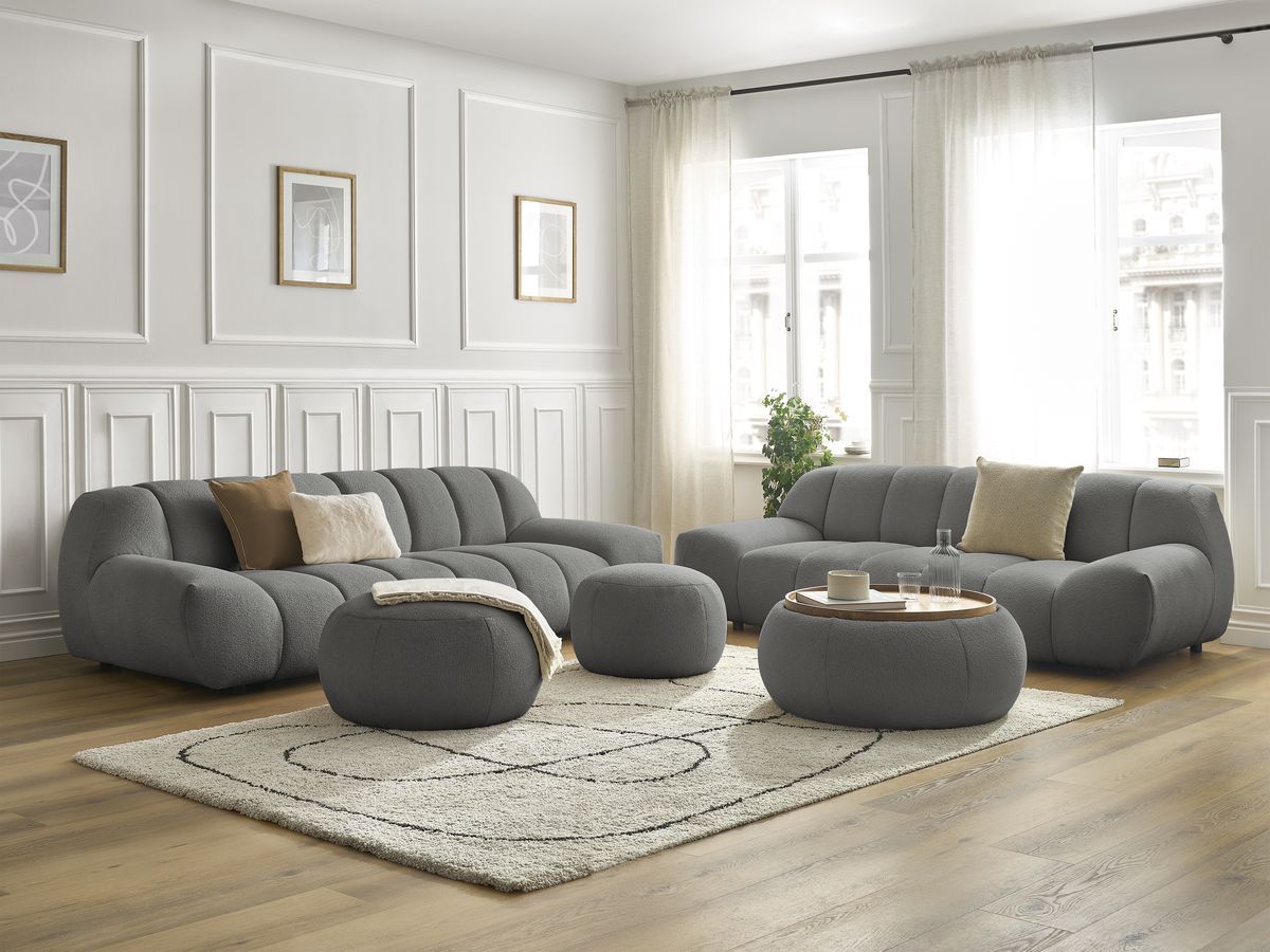 Ensemble canapé droit fixe 3 + 2 places HAYDEN tissu bouclette avec 1 pouf grand avec plateau, 1 pouf grand et 1 pouf petit