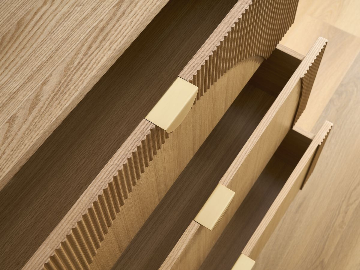 LOLA set met 3-laden ladekast en set van 2 nachtkastjes van essenfineer