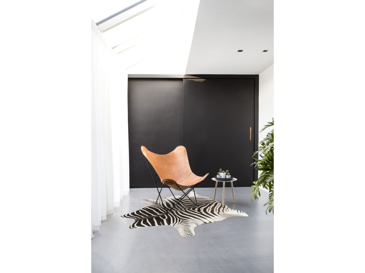 ZELIE vloerkleed met dierenhuideffect en zebramotief