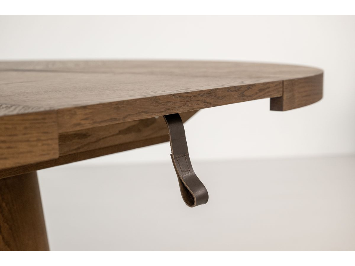 SUGITON set met ronde eettafel uitschuifbaar van 130 tot 180 cm + 4 BASTIDE stoelen in massief eiken fineer