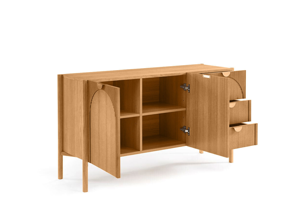 LOLA 2-deurs, 3-laden dressoir 135 cm, afgerond patroon en massief essenfineer