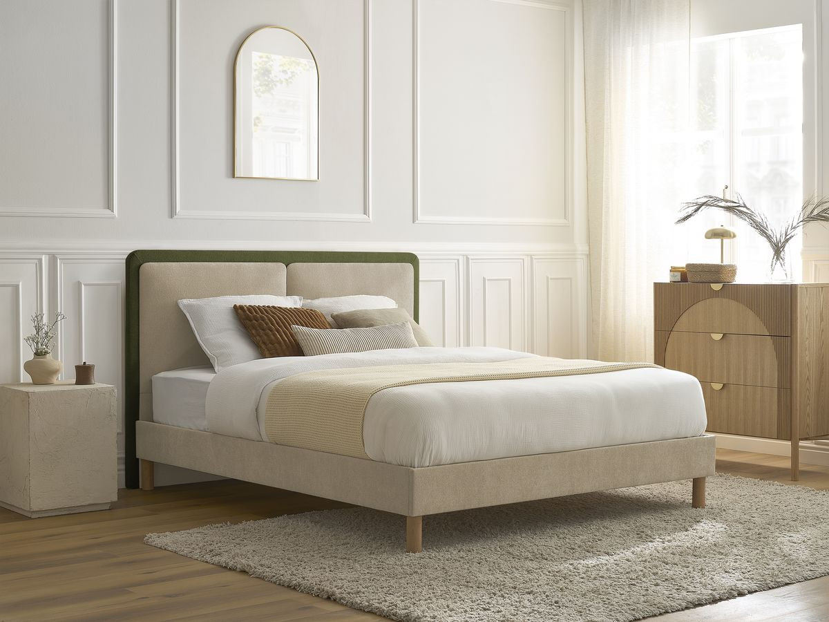 MARA bed in tweekleurige structuurstof met massieve lattenbodem