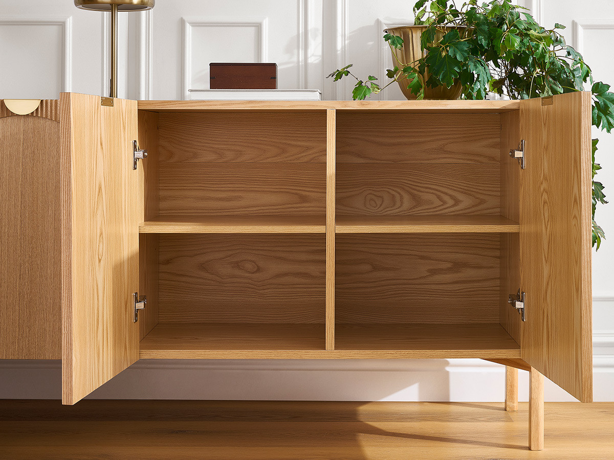 LOLA 4-deurs dressoir 178 cm afgerond patroon en massief essenfineer