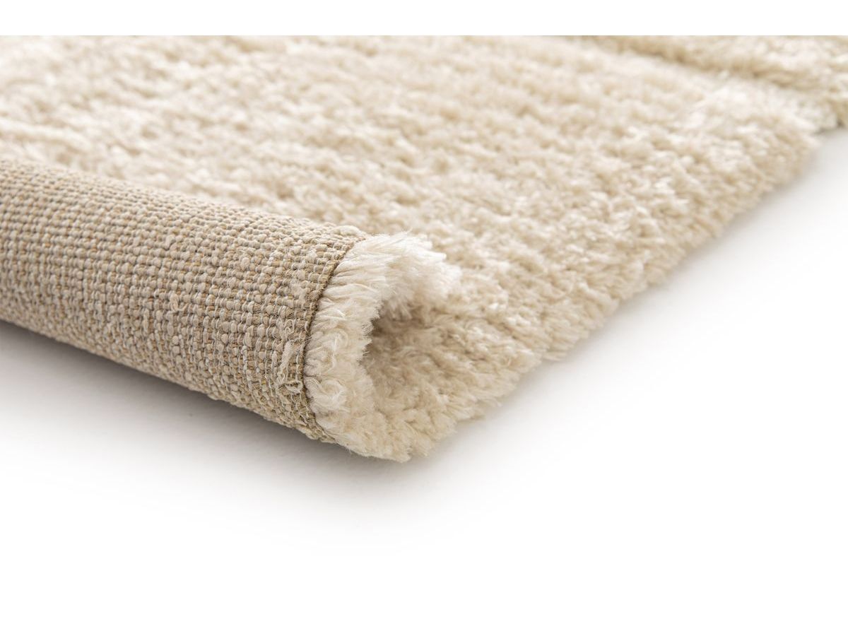 CALEB langpolig vloerkleed met grafisch patroon