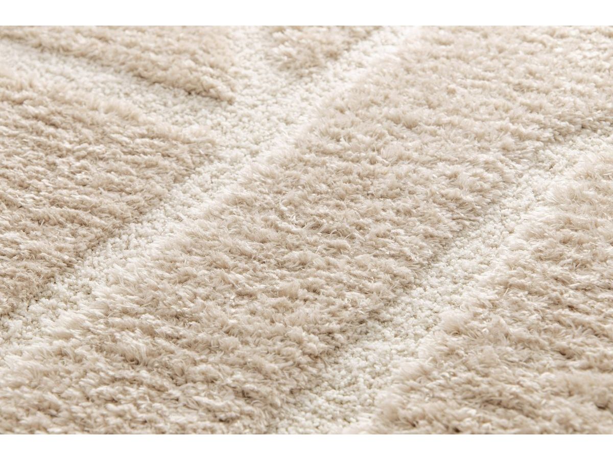 MARINA langpolig vloerkleed met grafisch patroon