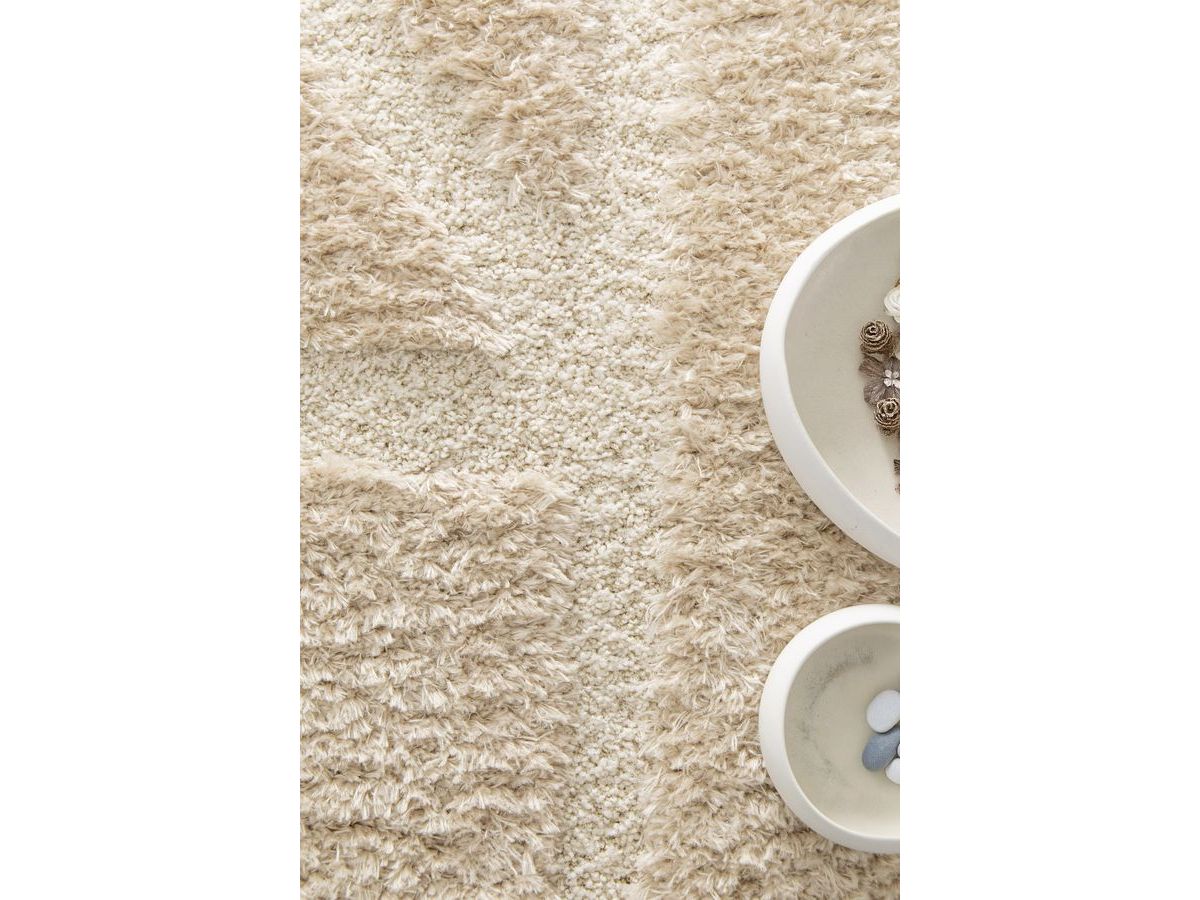 MARINA langpolig vloerkleed met grafisch patroon