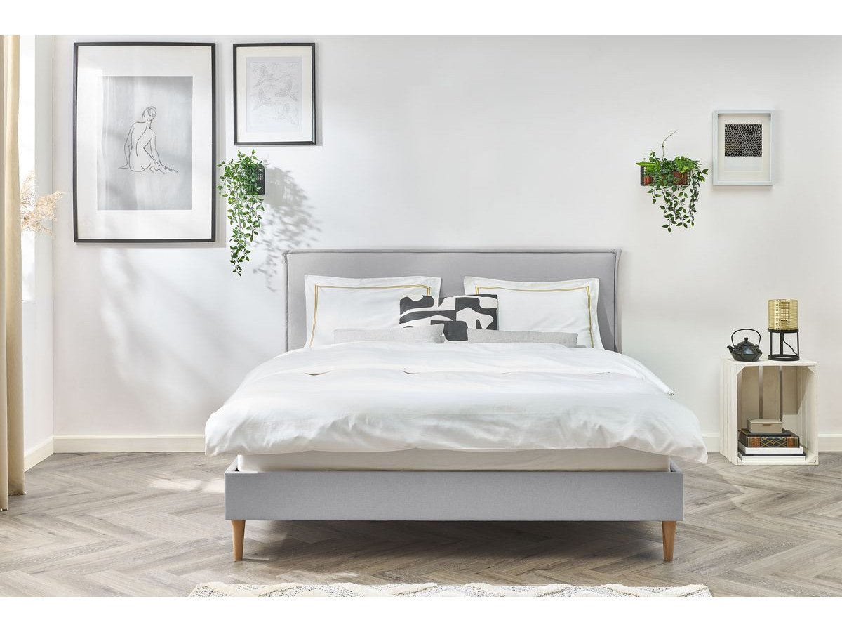 Lit SARY avec lattes massives pieds en bois naturel gris — vue 4