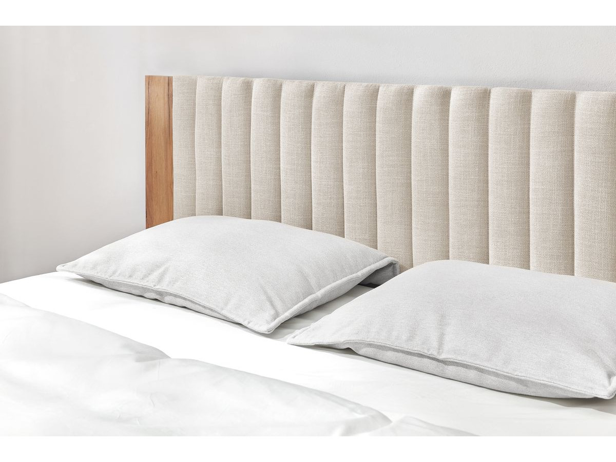 SELENA bed met massieve lattenbodem en poten van natuurlijk hout
