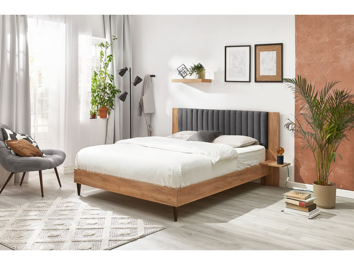 SELENA bed met massieve lattenbodem en wengéhouten poten