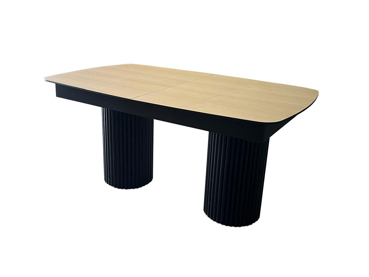 BRAGA uitschuifbare eettafel in massief eikenfineer