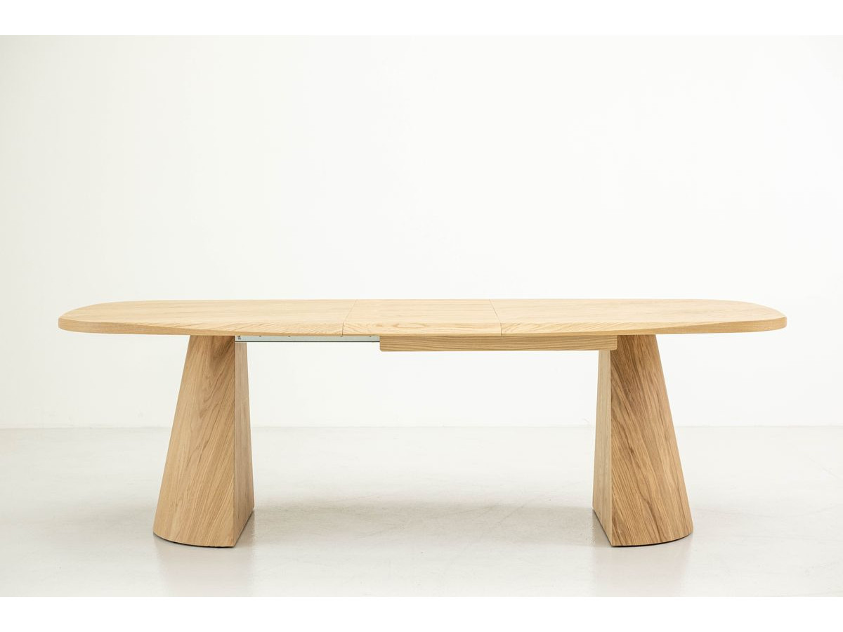 MAZARGUES set met uitschuifbare eettafel 200 tot 300 cm + 6 BASTIDE stoelen in massief eiken fineer