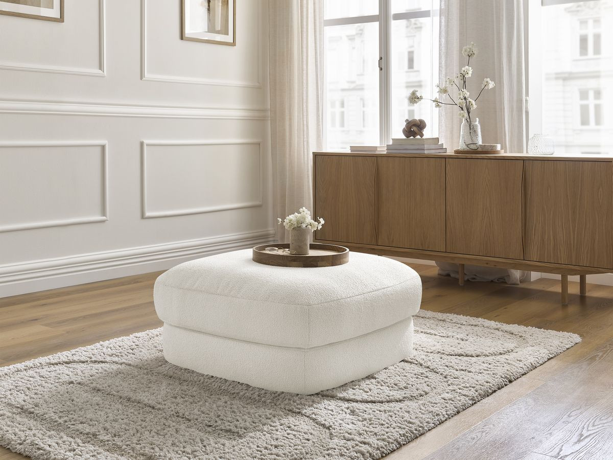 Pouf LEONORE bouclette blanc