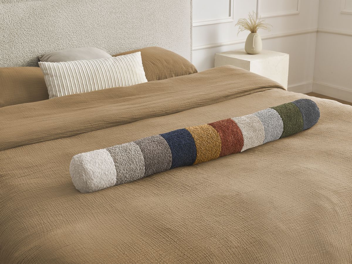 Lit IMERI tissu bouclette avec lattes massives