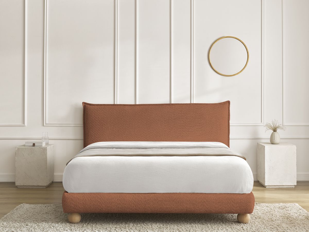 Lit IMERI tissu bouclette avec lattes massives