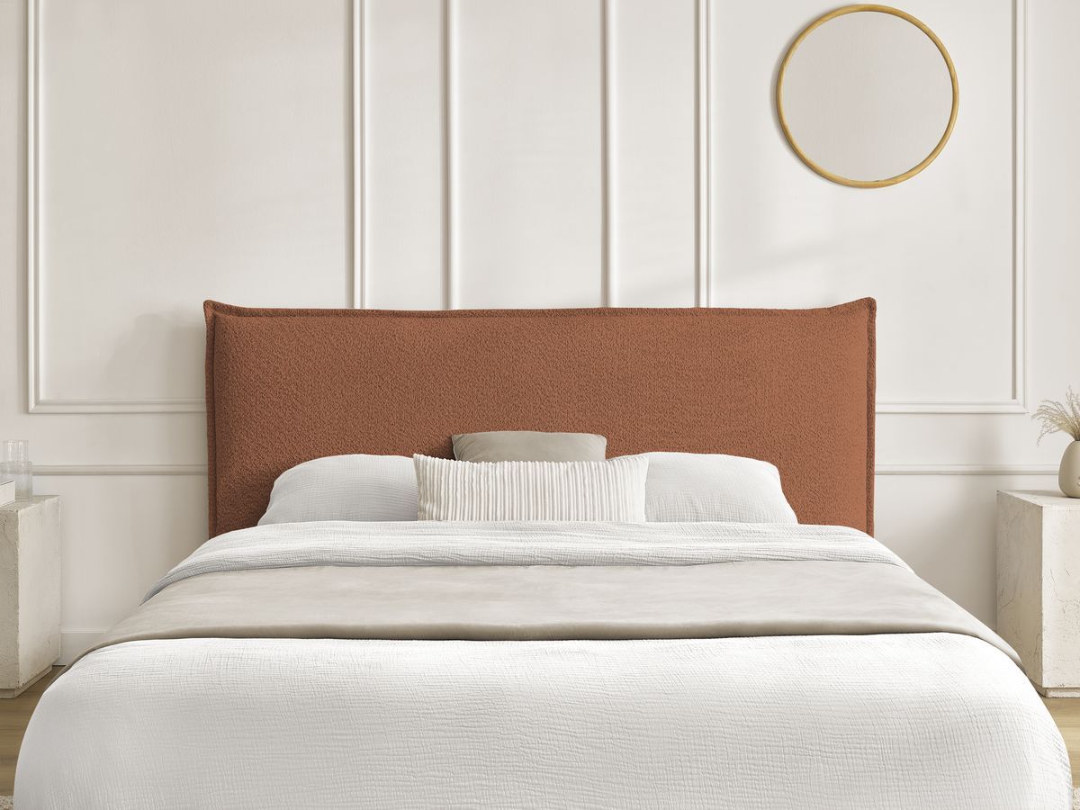 Lit IMERI tissu bouclette avec lattes massives