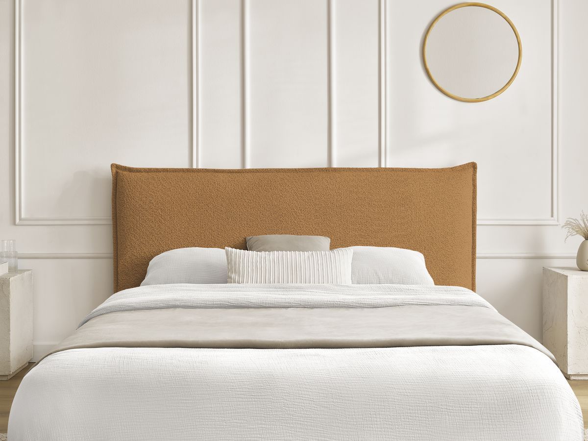Lit IMERI tissu bouclette avec lattes massives