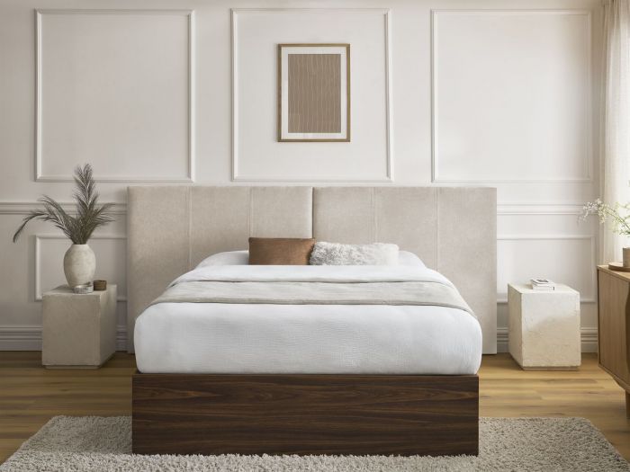 Lit coffre ALTIRA en bois foncé et tissu texturé