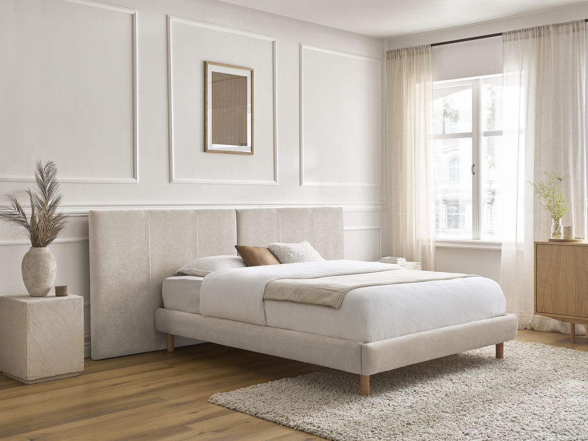 Lit ALTIRA tissu texturé avec lattes massives