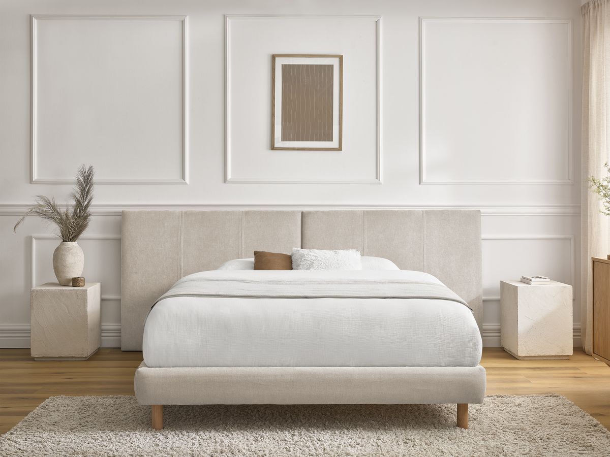 Lit ALTIRA tissu texturé avec lattes massives