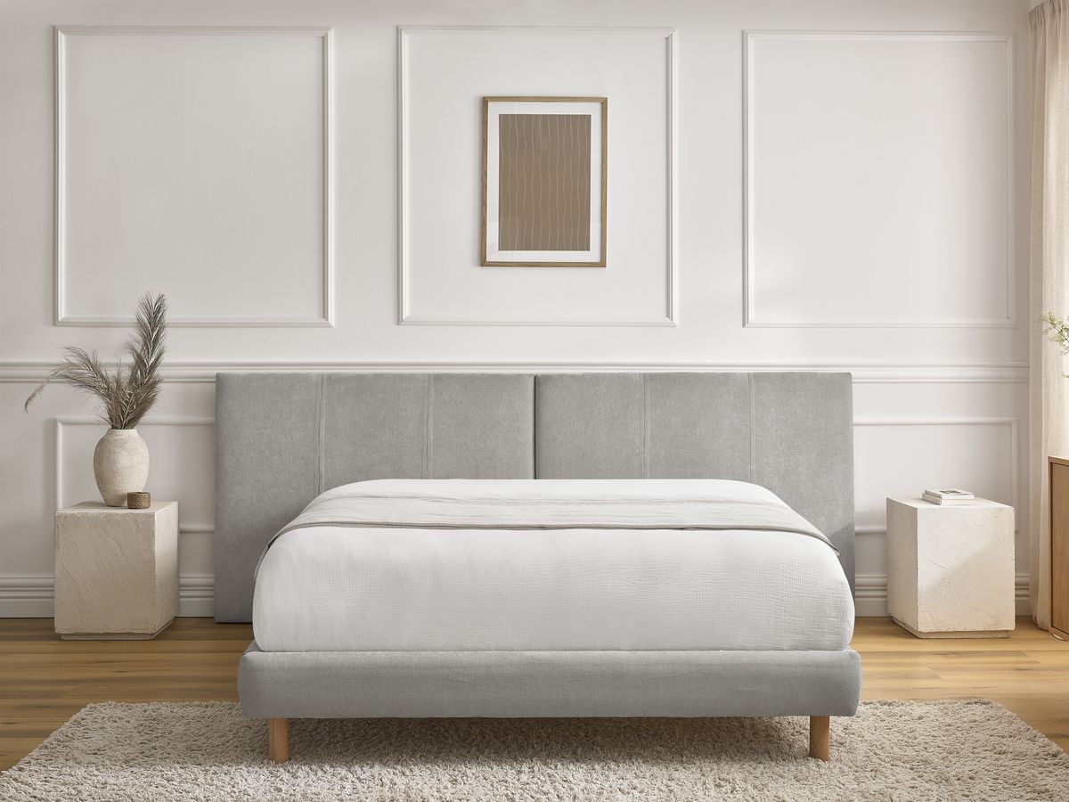 Lit ALTIRA tissu texturé avec lattes massives