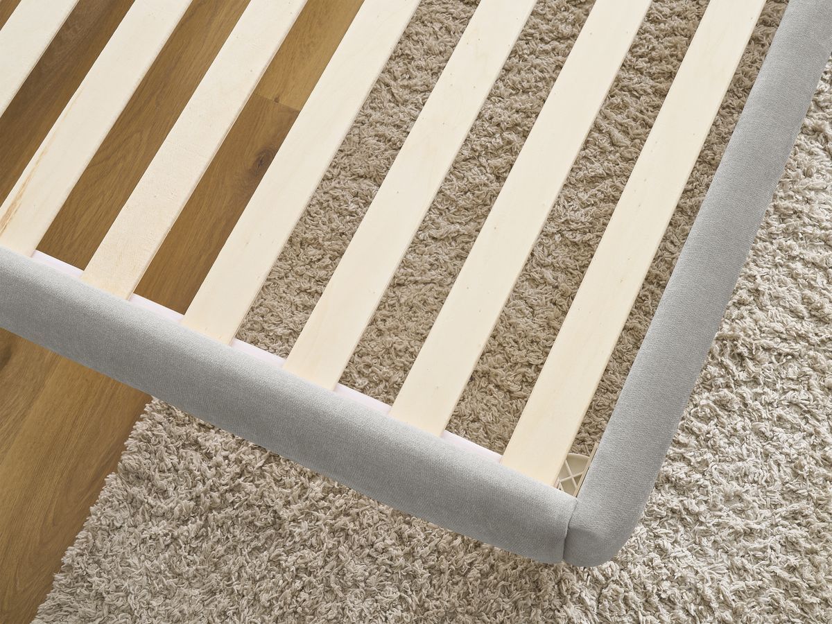 Lit ALTIRA tissu texturé avec lattes massives