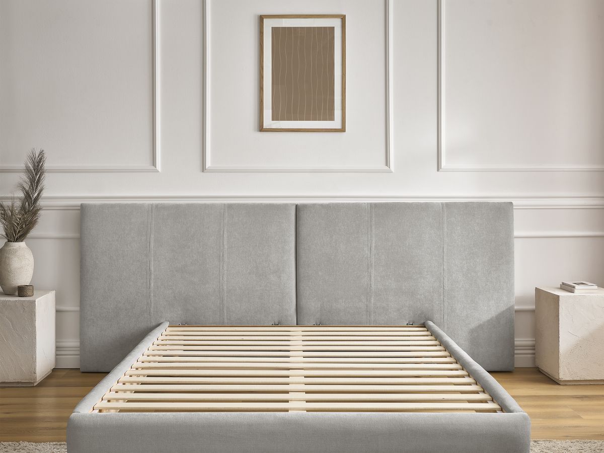 Lit ALTIRA tissu texturé avec lattes massives
