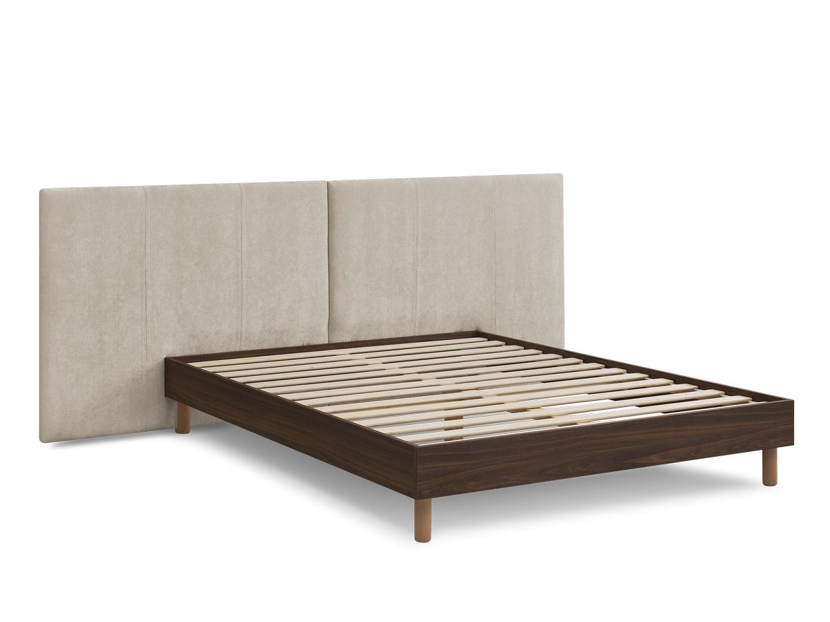 lit altira bois foncé avec lattes massives de couleur beige