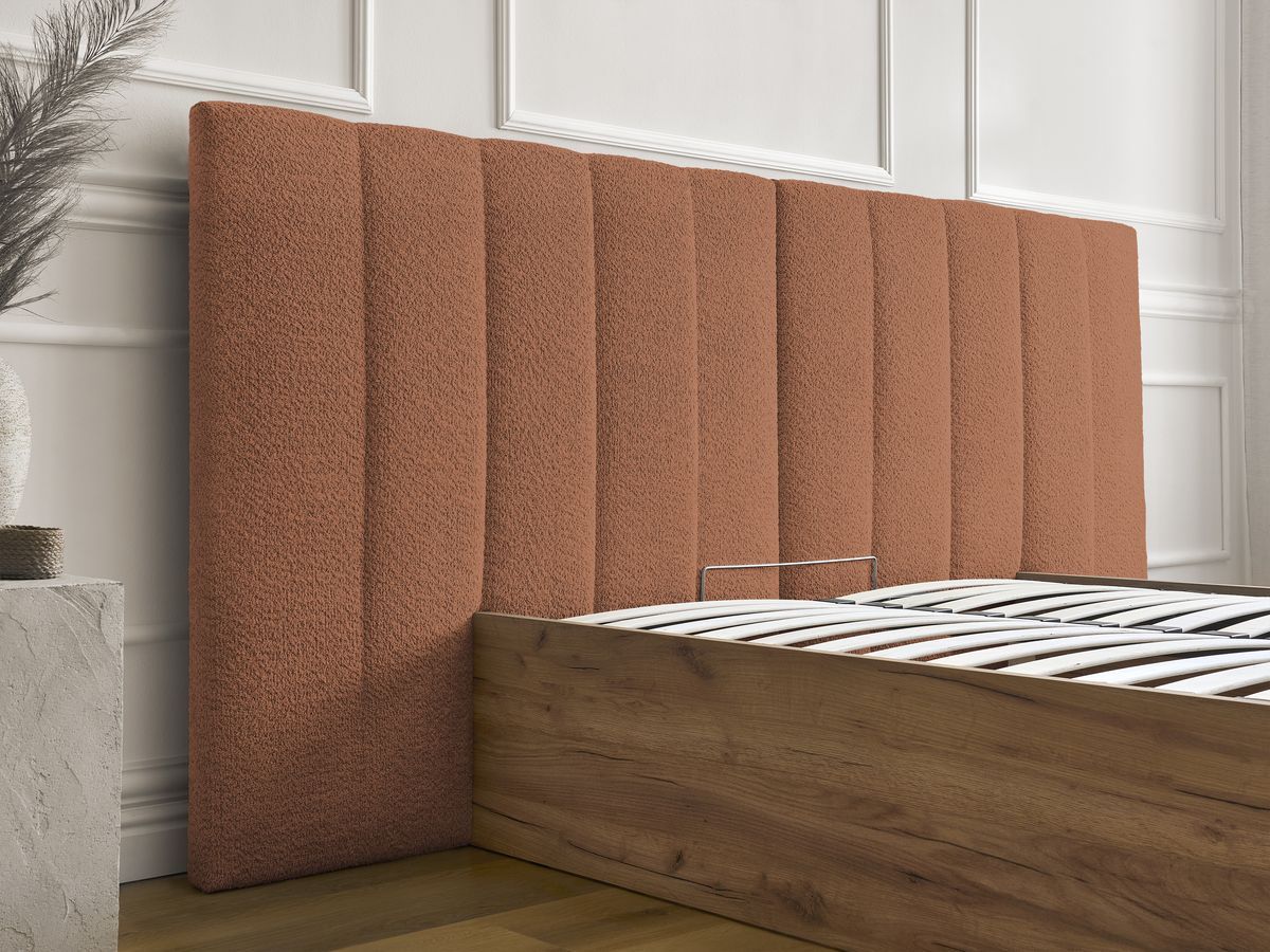 Lit coffre TIMO en bois clair et tissu bouclette