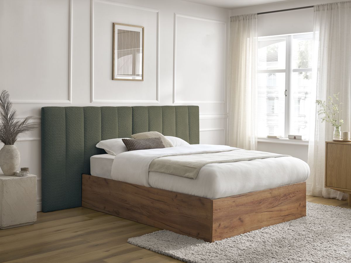 Lit coffre TIMO en bois clair et bouclette vert