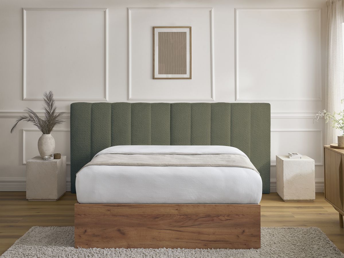 Lit coffre TIMO en bois clair et tissu bouclette