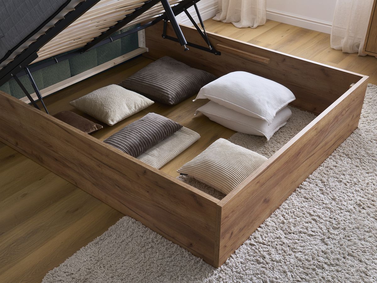 Lit coffre TIMO en bois clair et tissu bouclette