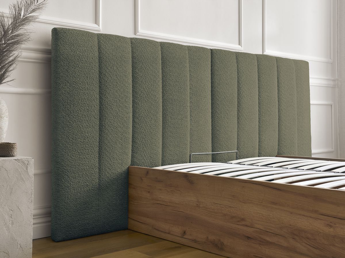 Lit coffre TIMO en bois clair et tissu bouclette