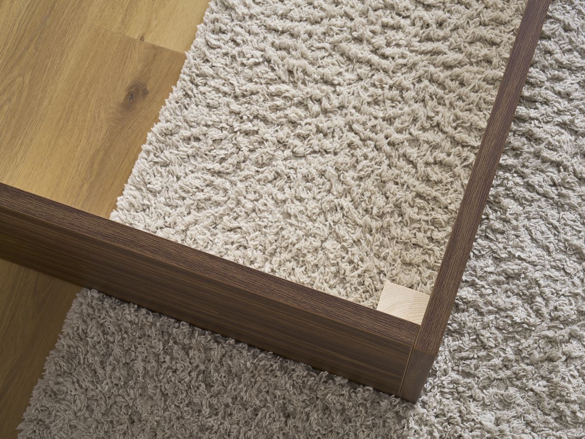 TIMO opbergbed in donker hout en badstof