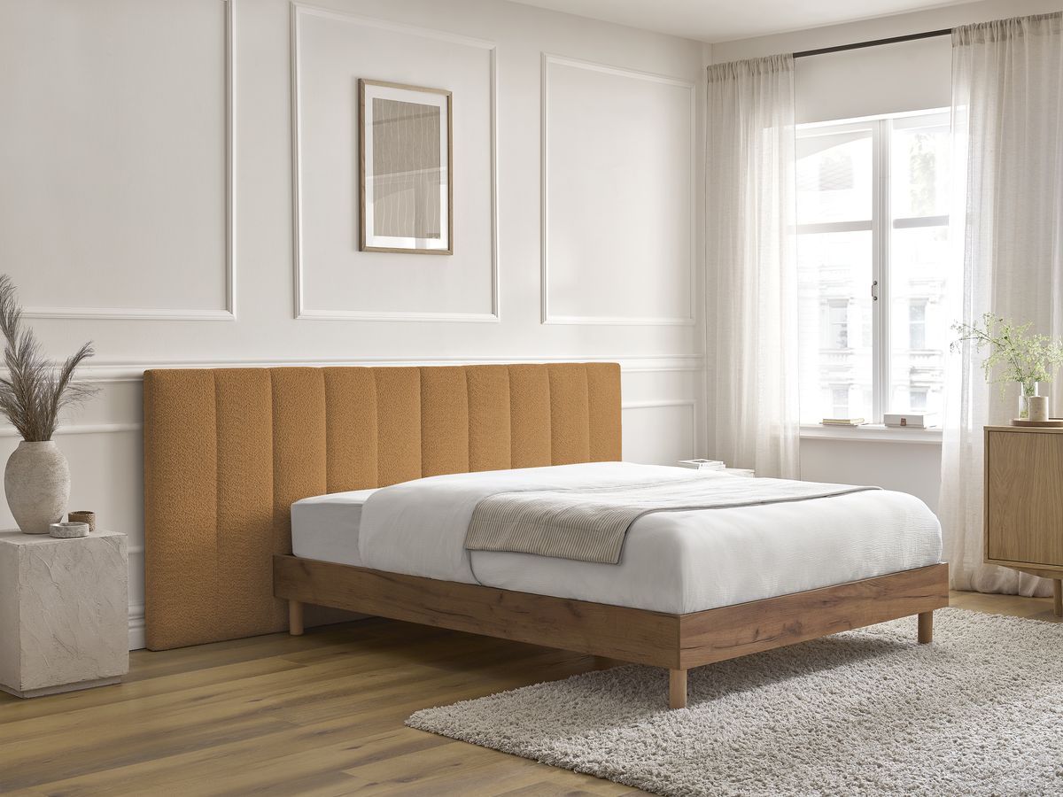 Lit TIMO bois clair avec lattes massives jaune — vue 6