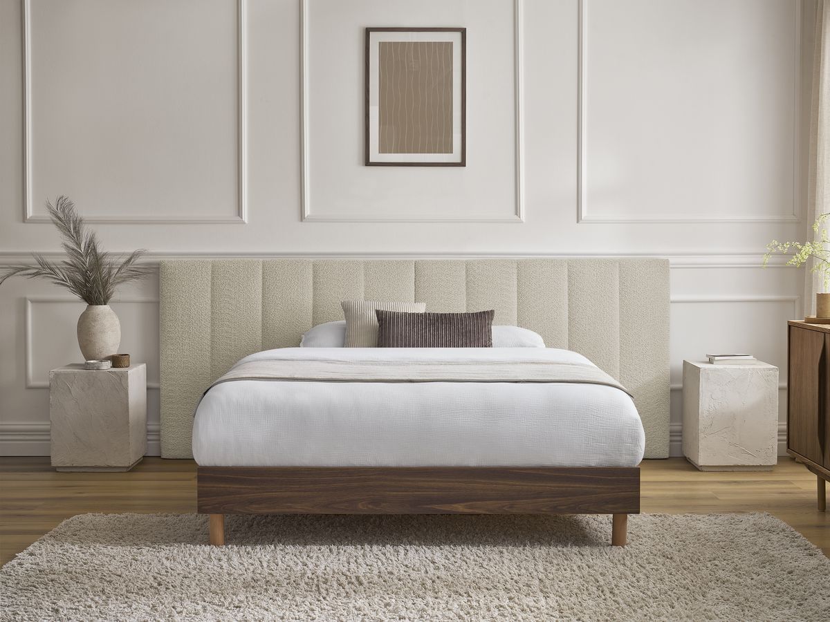 TIMO donkerhouten bed met massieve lattenbodem