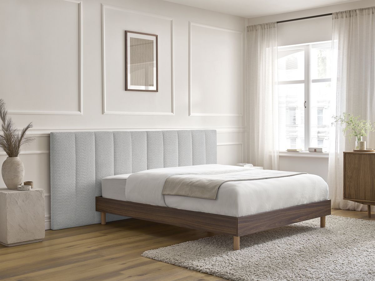 Lit TIMO bois foncé avec lattes massives gris — vue 6