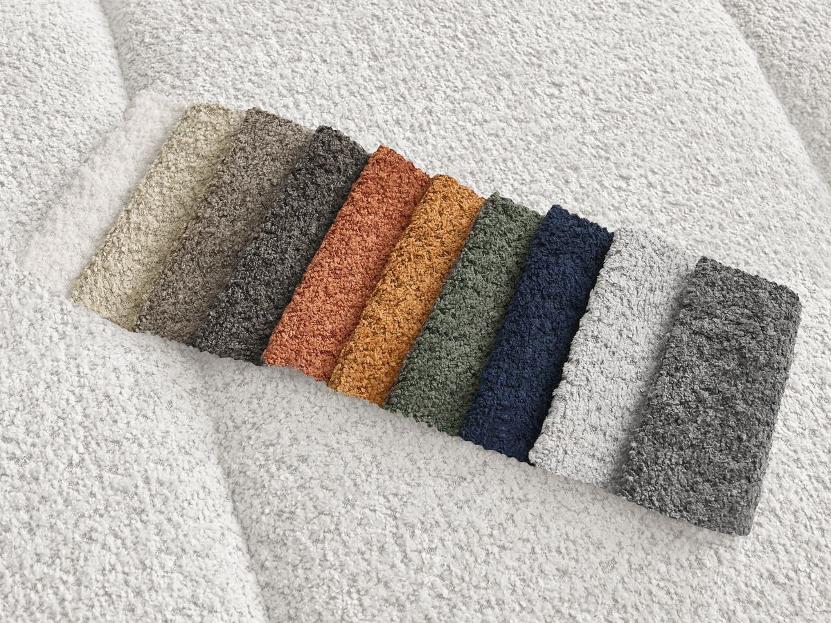 Ensemble canapé droit 3 + 2 places PAMIRA bouclette avec pouf blanc — vue 4