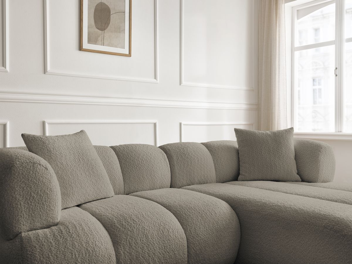 Canapé d'angle PAMIRA bouclette avec pouf taupe — vue 6