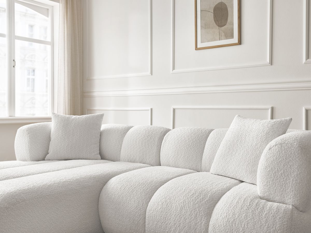 Canapé d'angle PAMIRA bouclette avec pouf blanc — vue 6