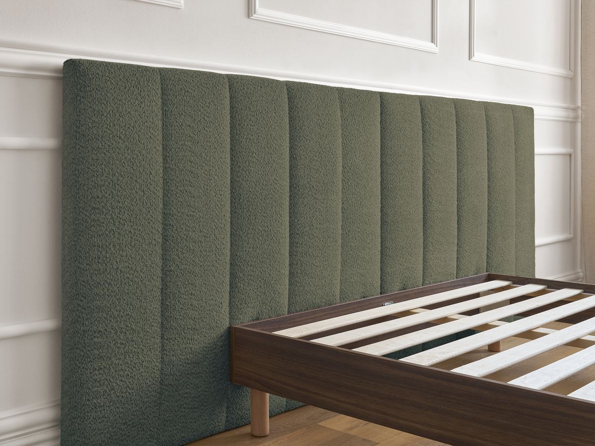 TIMO donkerhouten bed met massieve lattenbodem